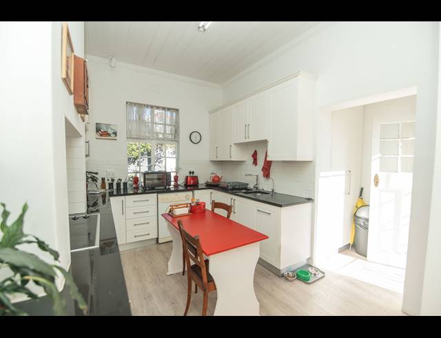 5 BEDROOM HOUSE FOR SALE IN ST GEORGES PARK